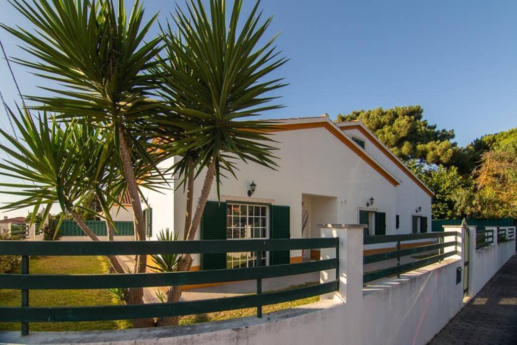 The Sweet Dreams Holiday House — 4-Star Luxury Hotel in Setubal, Portugal