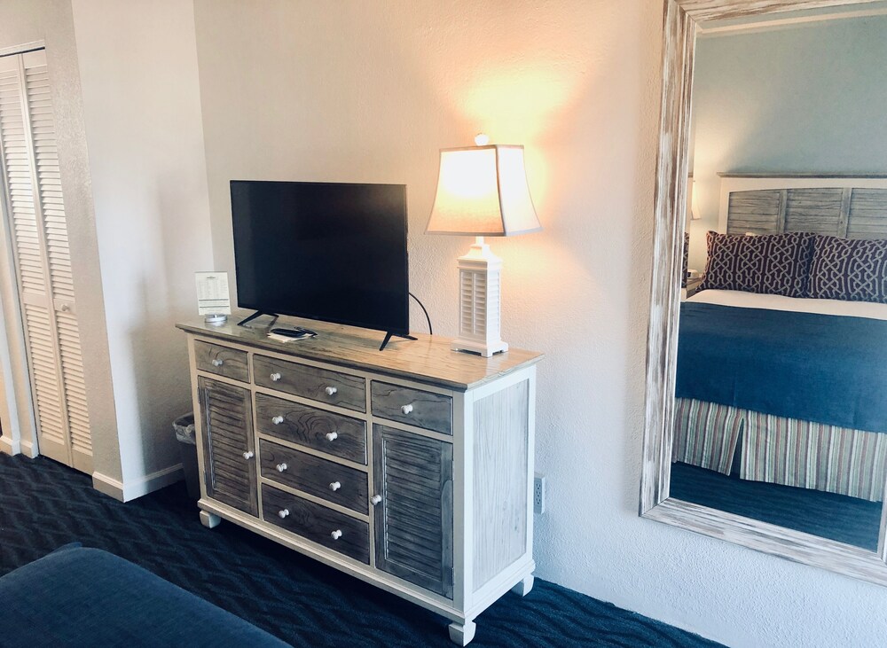Beach View Hotel - photo 21