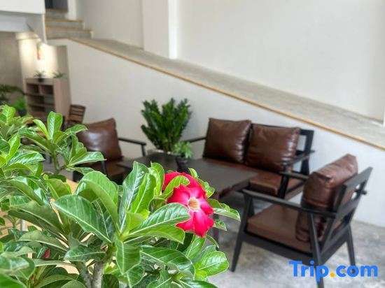 Tonle Hostel — 5-Star Luxury Hotel in Phnom Penh, Cambodia
