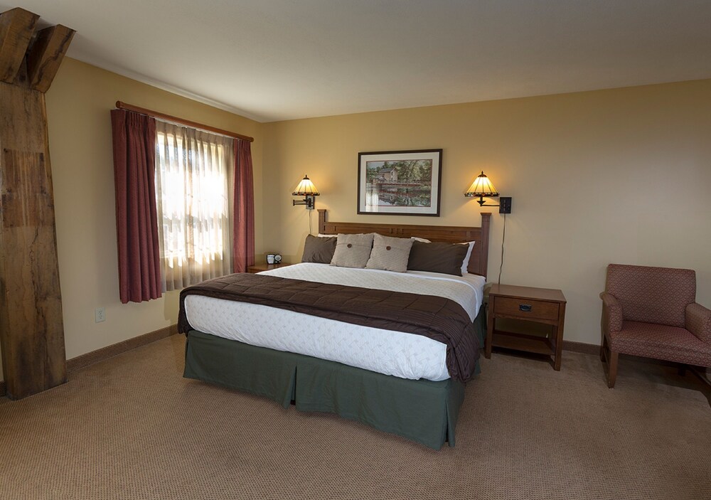 The Red Mill Inn - photo 6