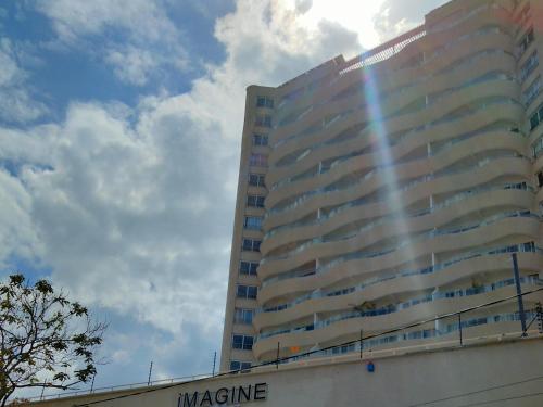 Imagine By Benaa Elegant 1Br In Kilimani Strong Wifi With Pool