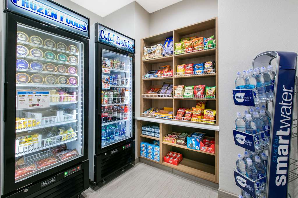 Microtel Inn & Suites by Wyndham Lubbock - photo 14