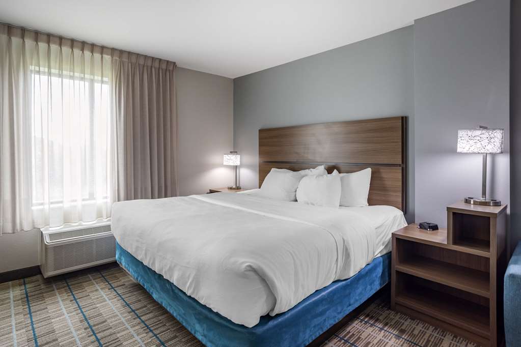 MainStay Suites Bowling Green North - photo 12
