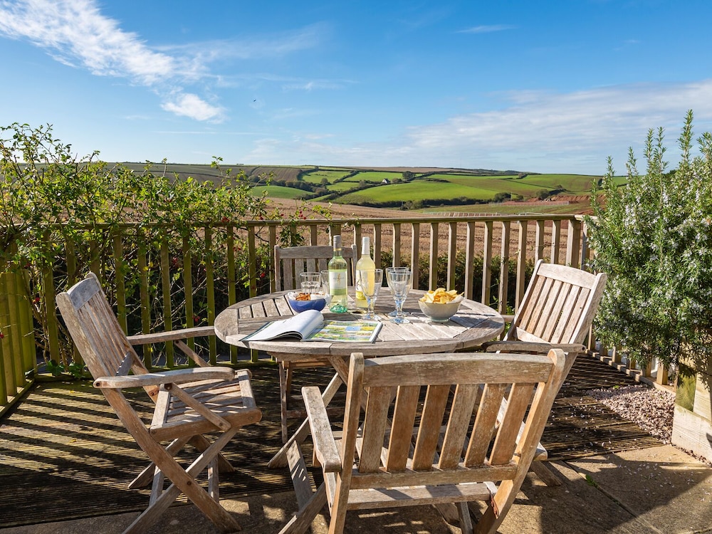 164 Cumber Close in Kingsbridge, United Kingdom