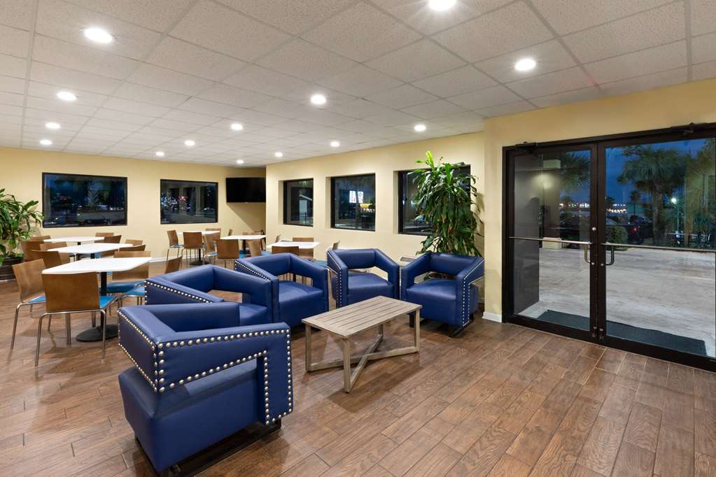 Days Inn by Wyndham Biloxi Beach - photo 9