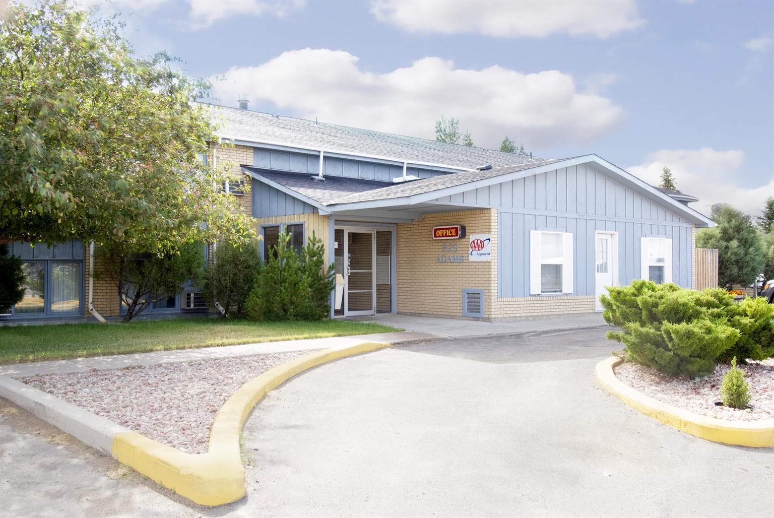Americas Best Value Inn Laramie - carbon neutral hotel in Laramie