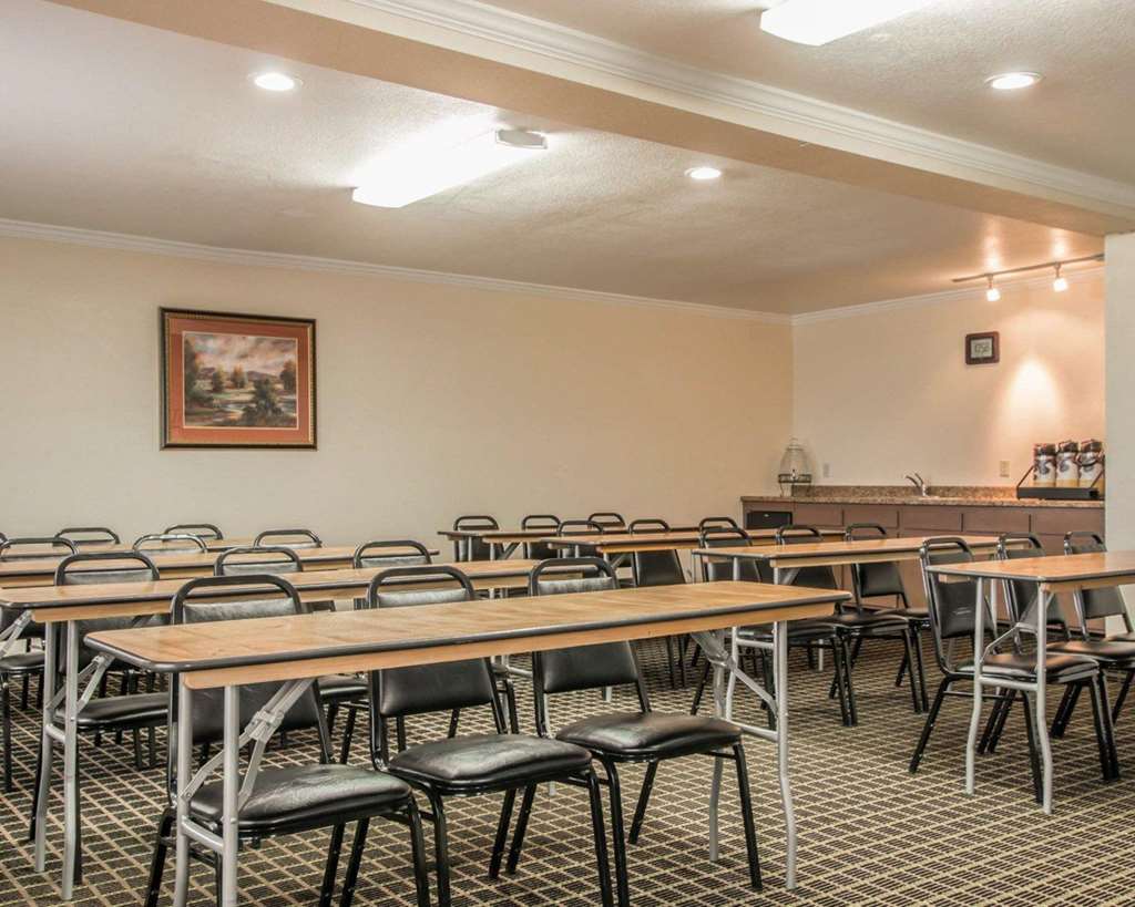 Quality Inn Temecula Valley Wine Country - photo 27
