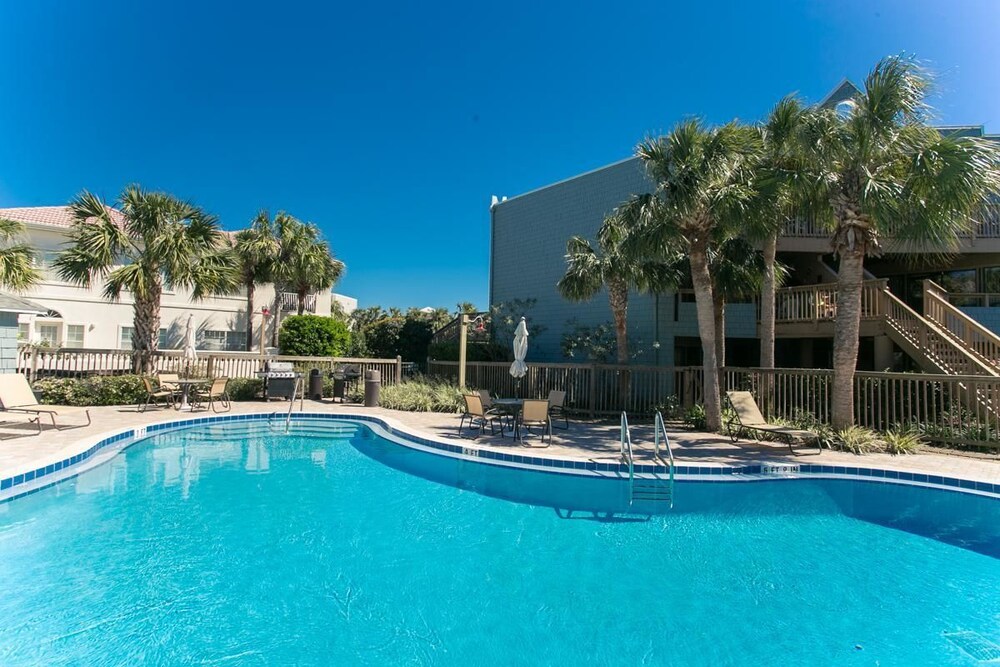 Hibiscus Resort C 2 Bedroom Condo by MCM - photo 13