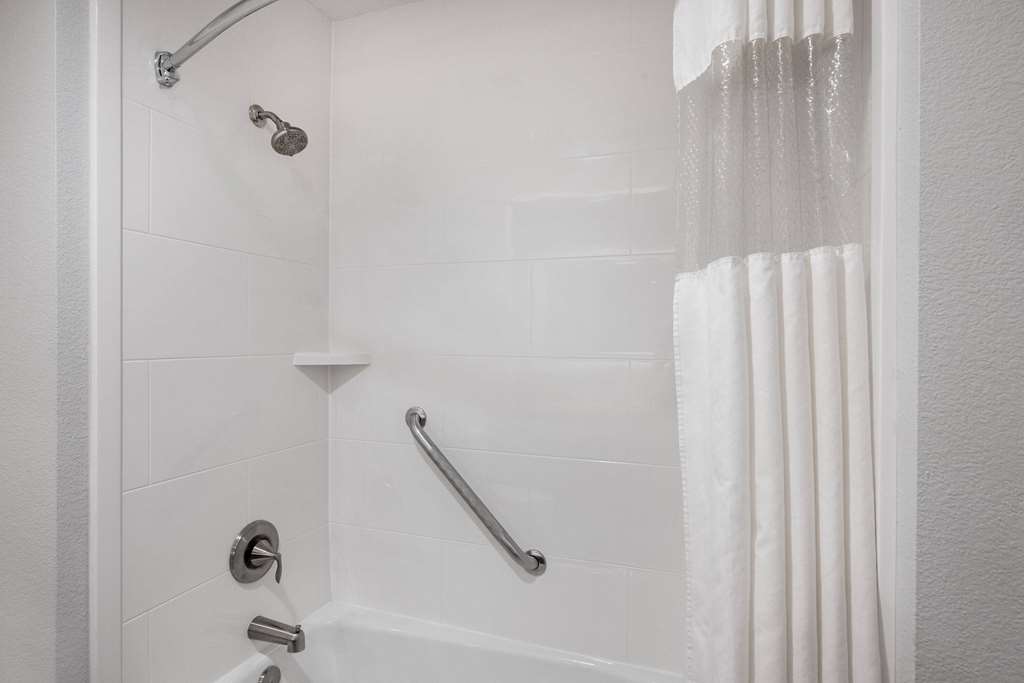 La Quinta Inn & Suites by Wyndham St. George - photo 19