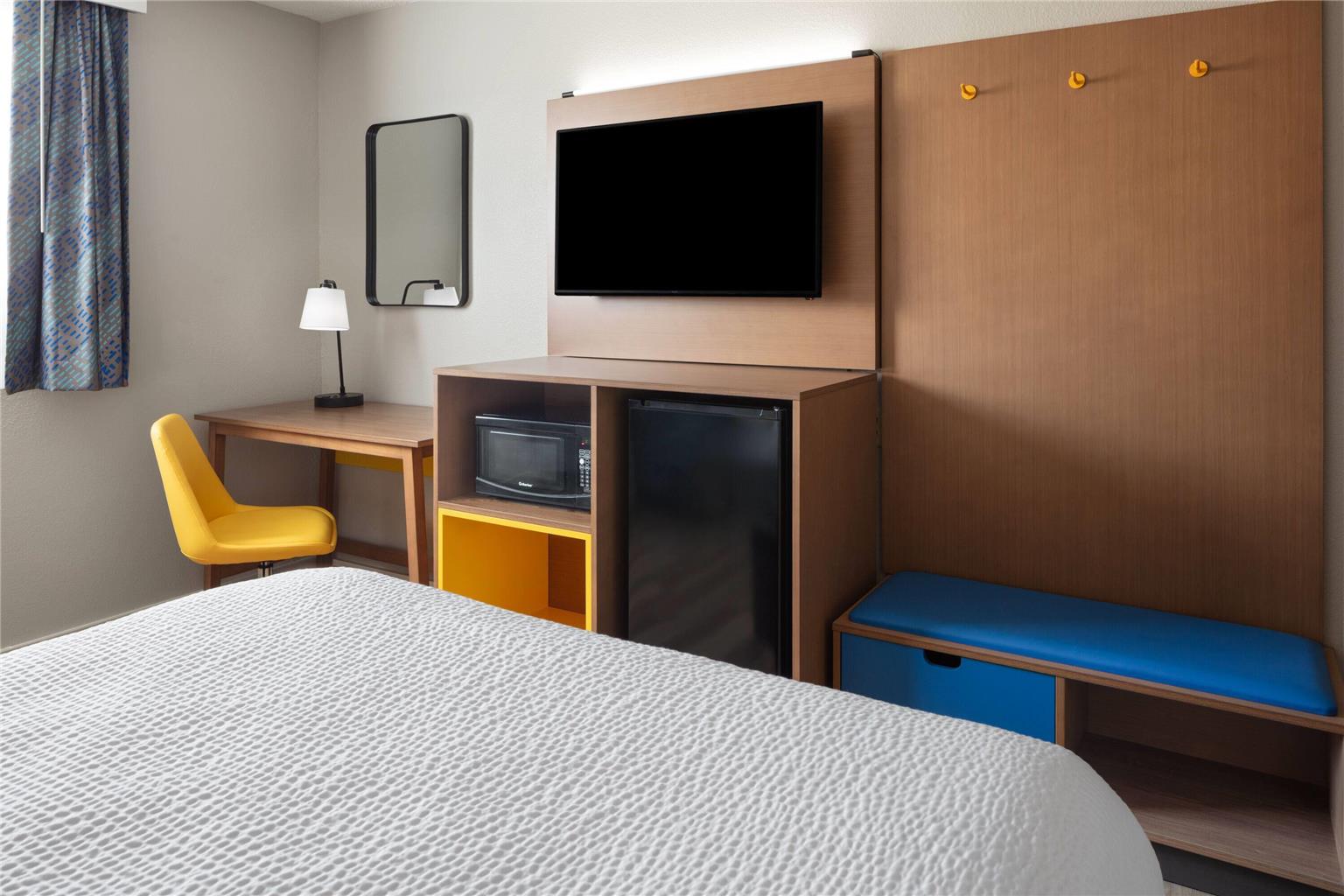 Days Inn by Wyndham Omaha NE - photo 19