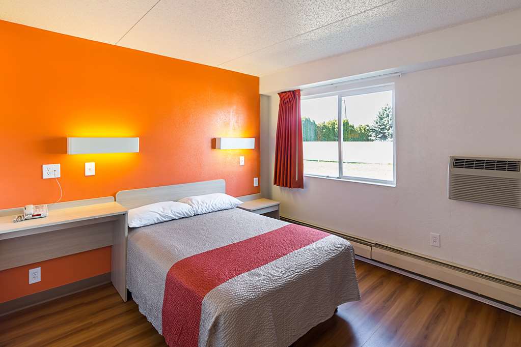 Motel 6 Spokane WA East - photo 13