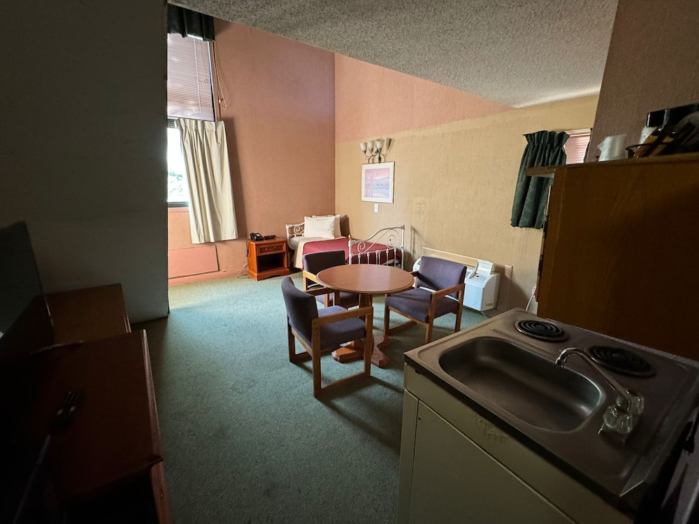 FairBridge Inn & Suites at West Point - photo 34