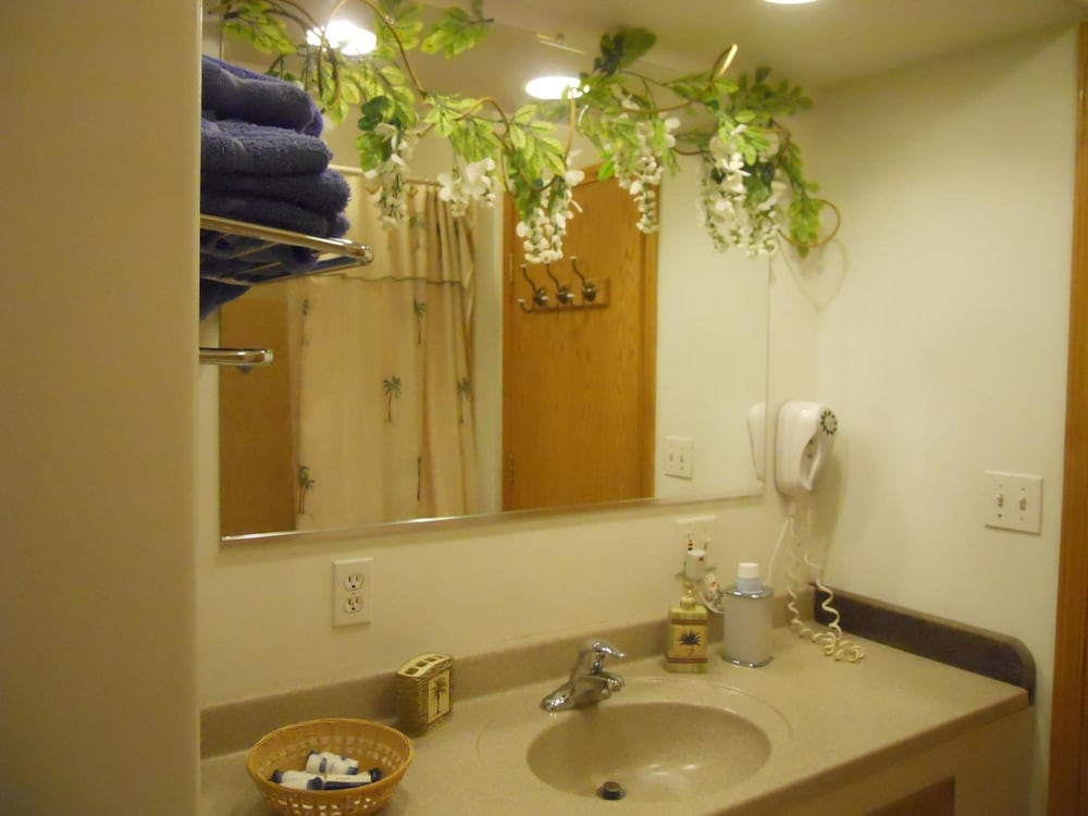 Abbey Archway Inn - photo 33