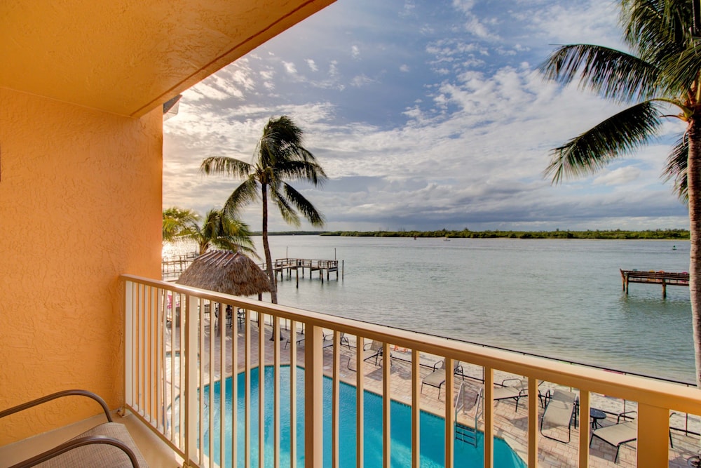 Hutchinson Island Hotel - photo 25