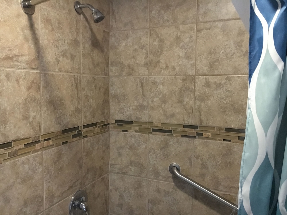 Hotel Salina Long Beach - photo 16