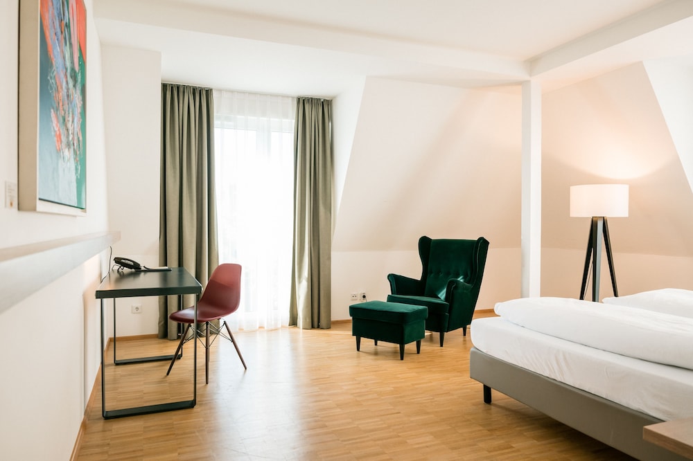 Hotel Trezor — Singen