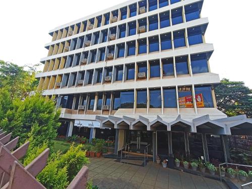 Sanman Deluxe Lodge