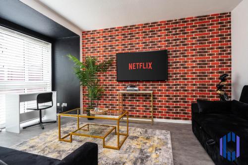 Haven Noir by CEFAS Pool Table City & Man Utd in Manchester, United Kingdom