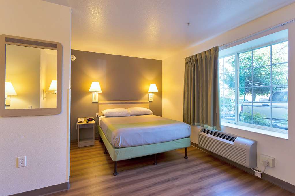 Motel 6 Belmont CA San Francisco Redwood City - photo 9