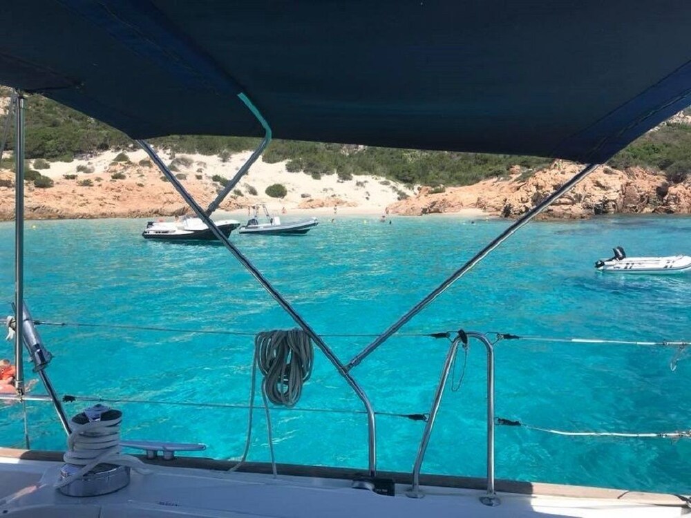 365Charter in Cannigione, Italy