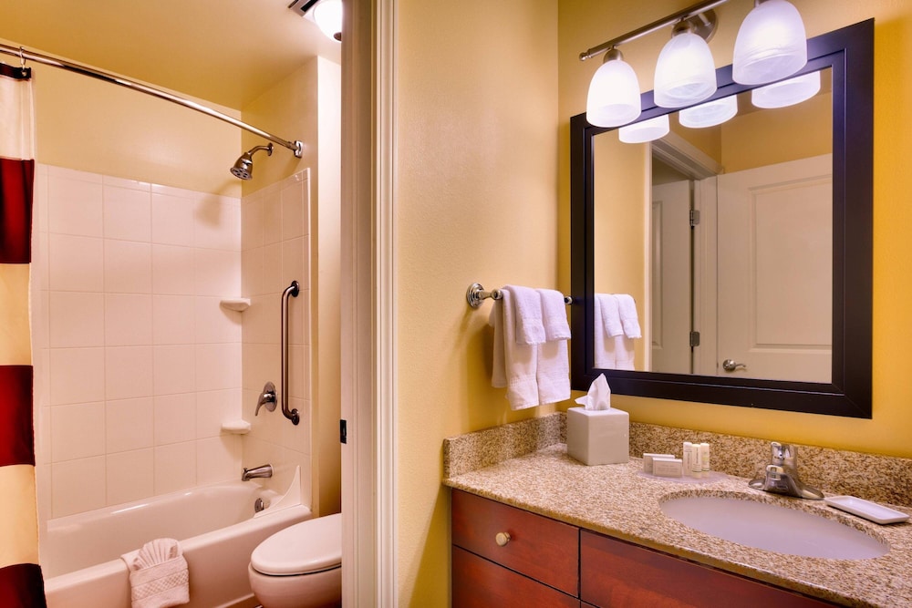 Towneplace Suites Marriott Meridian - photo 18