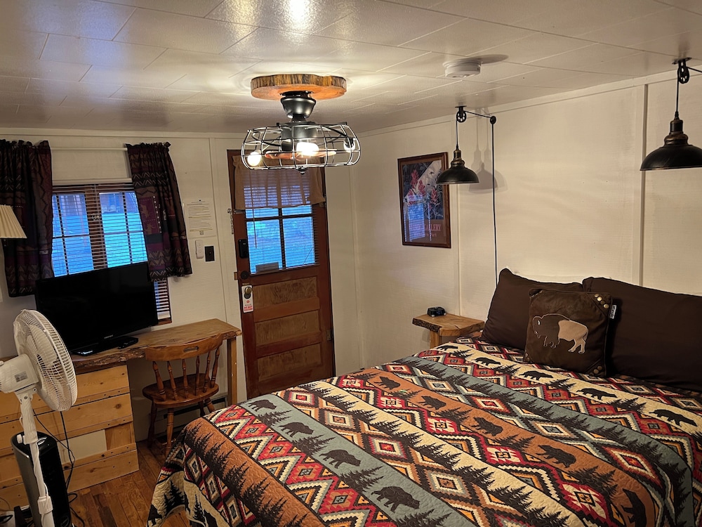 Chinook Winds Motel - photo 46
