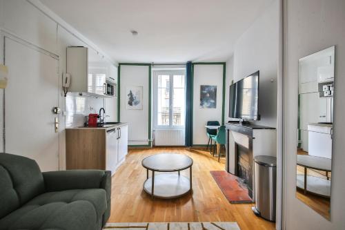 42#Studio 2pers#Sevres Lecourbe#Necker in Paris, France