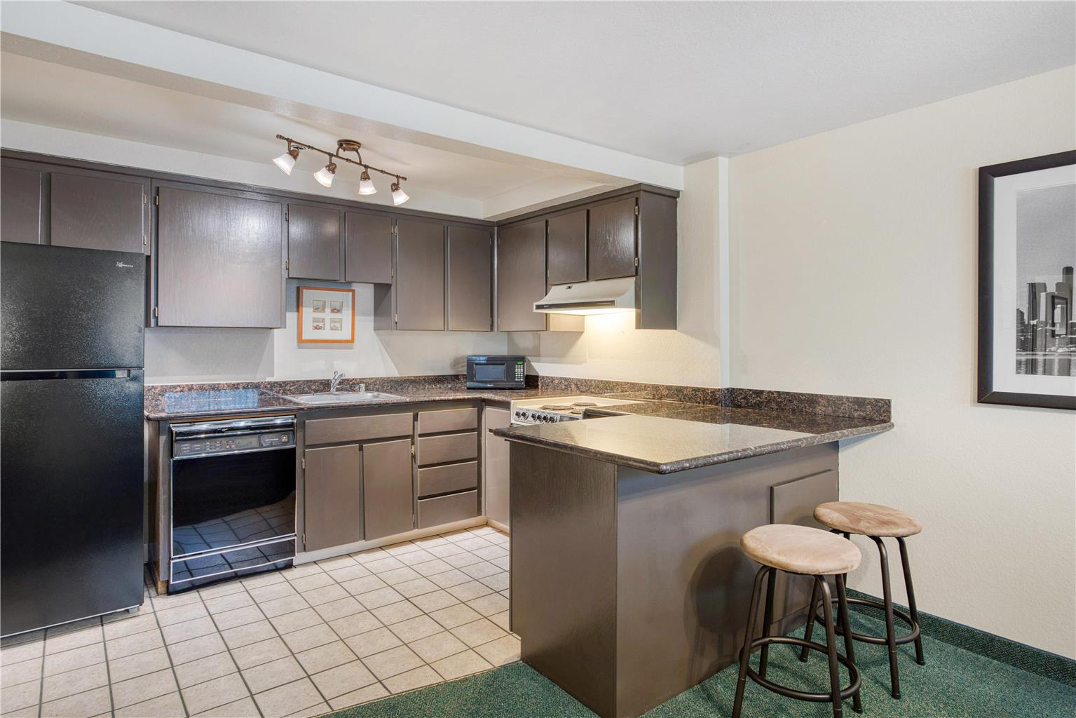 Best Western Alderwood - photo 31