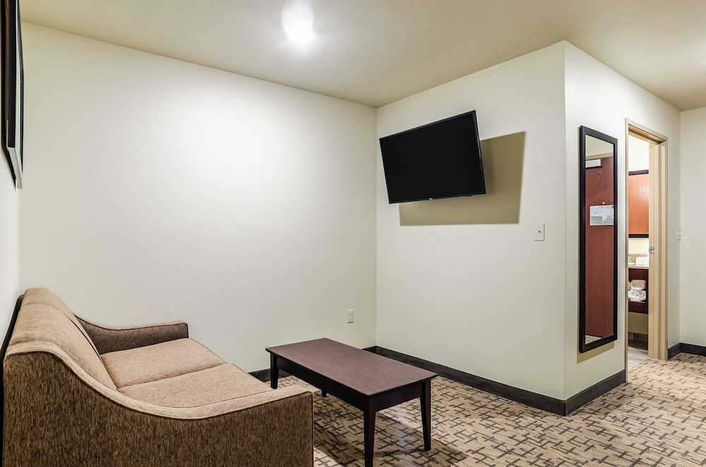 Cobblestone Hotel & Suites Gering Scottsbluff - photo 18