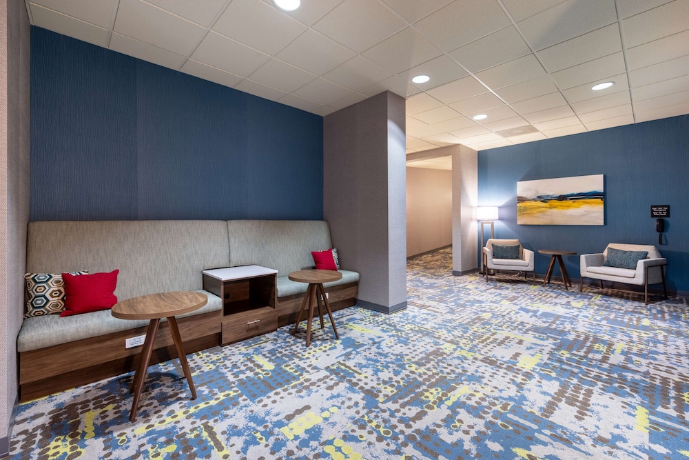 Hampton Inn St. Robert Ft. Leonard Wood - photo 39
