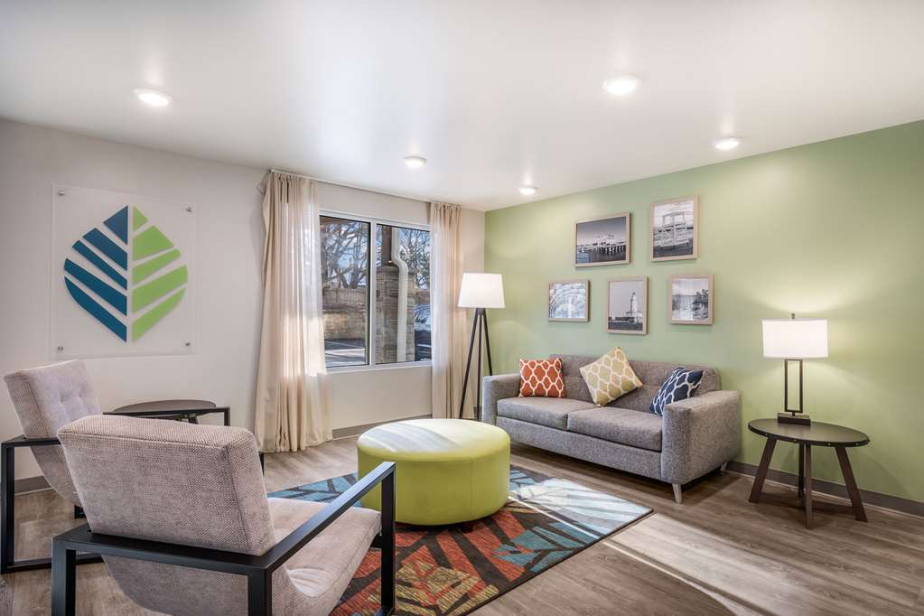 WoodSpring Suites Gurnee Chicago - photo 7