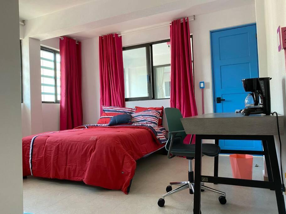 Hotel Casa Mandarine Amazing Private Rooms w Balcony Rooftop Hammocks AC SmarTV 100mbs in Ixtapa-Zihuatanejo, Mexico