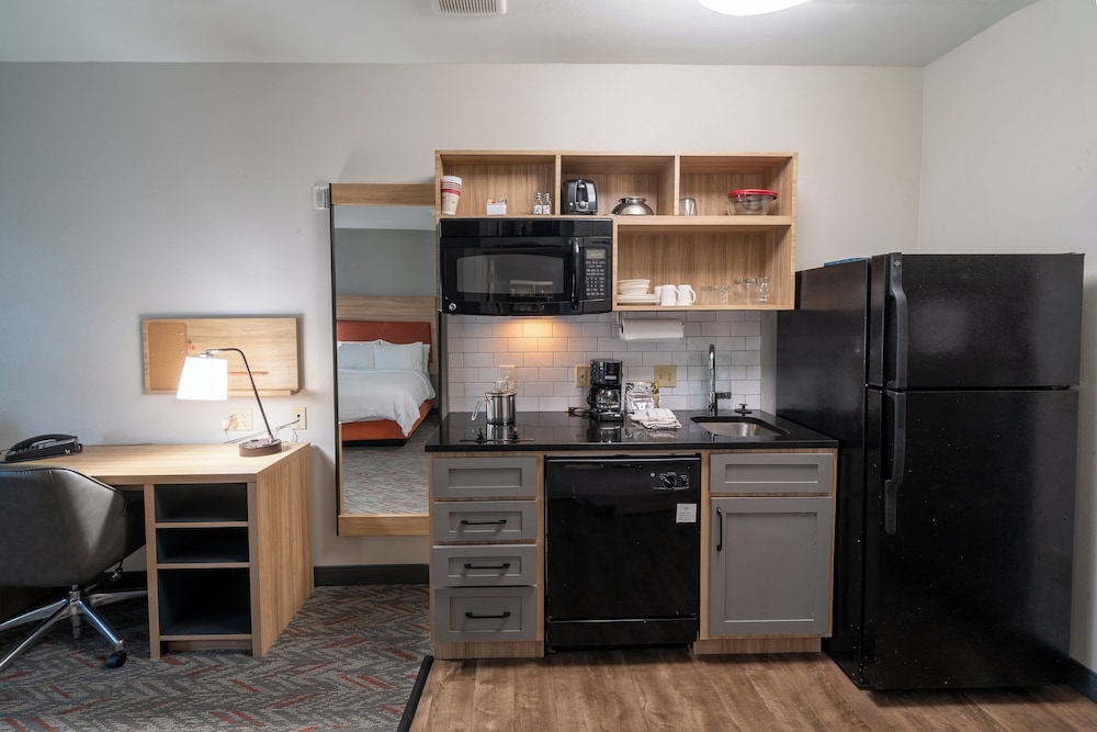 Candlewood Suites Deer Park TX by IHG - photo 12
