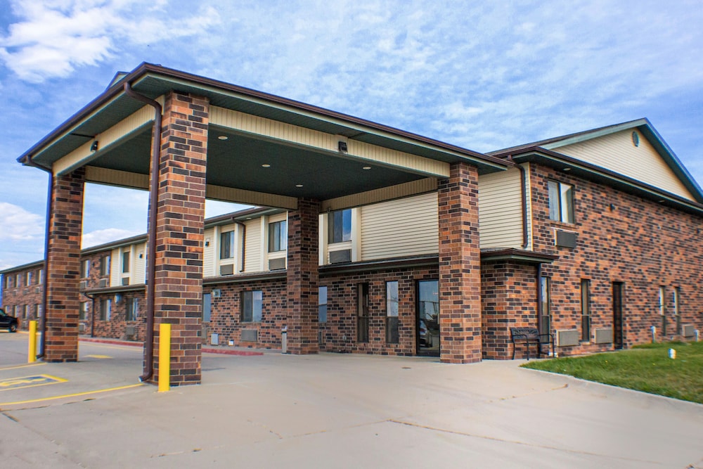 Victorian Inn & Suites - photo 69