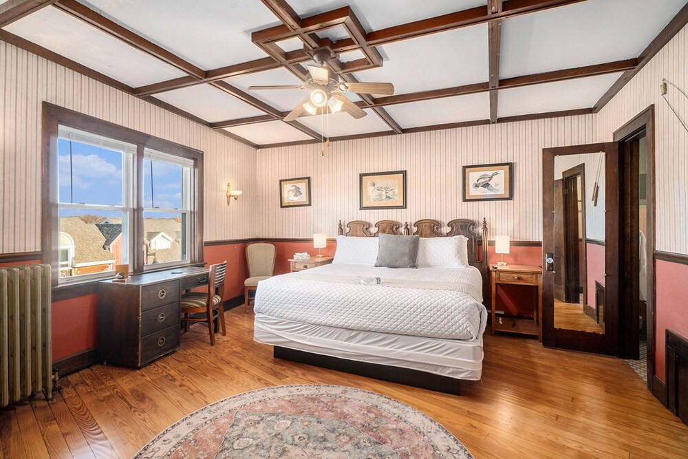 Historic Hotel Nichols - photo 8