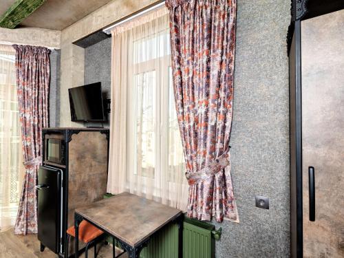 6 Unique Apartments