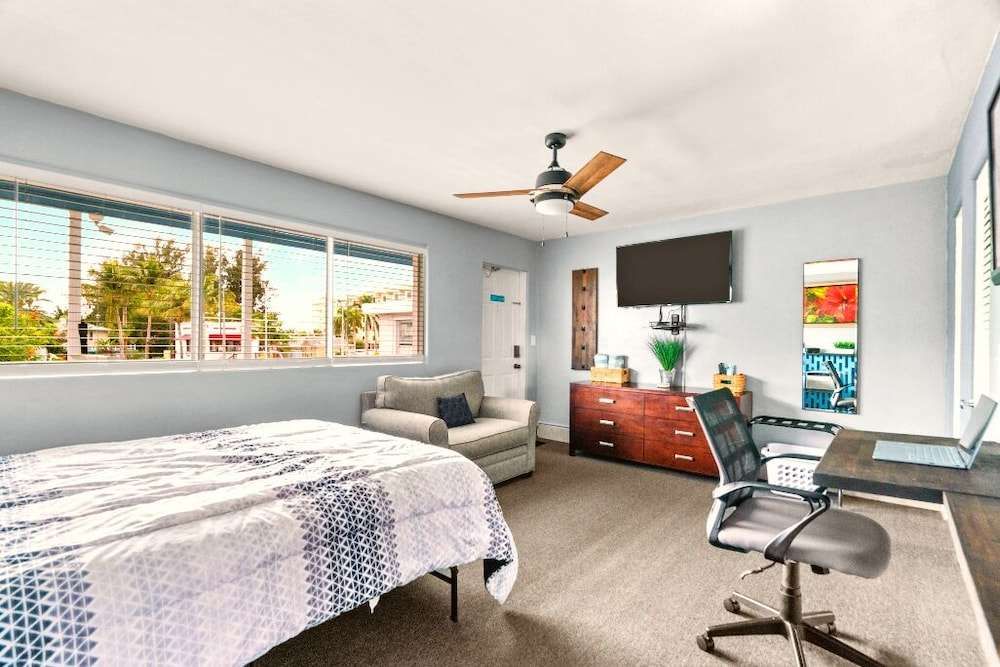 Boutique Beach Retreat - photo 17