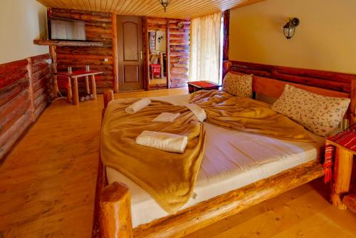 Raiul de pe Rau — hotel in Moroeni