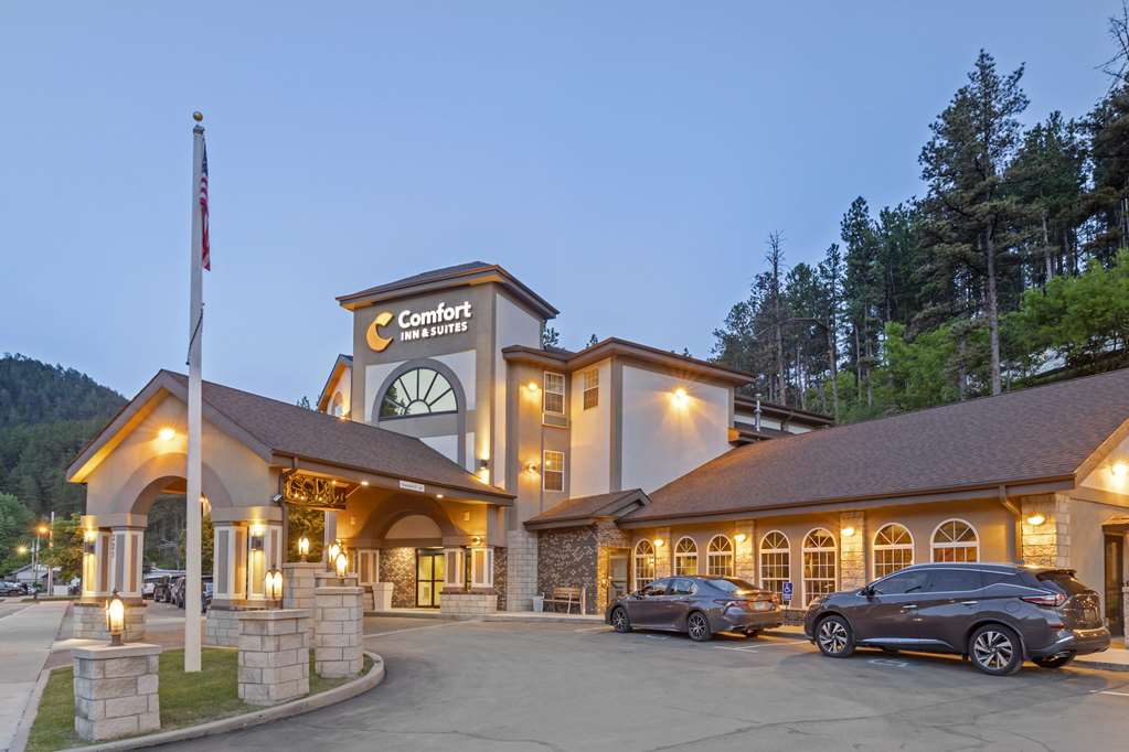 Comfort Inn & Suites Mt. Rushmore - photo 53