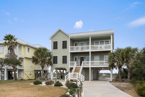 Marsh Madness by Oak Island Accommodations - featured photo