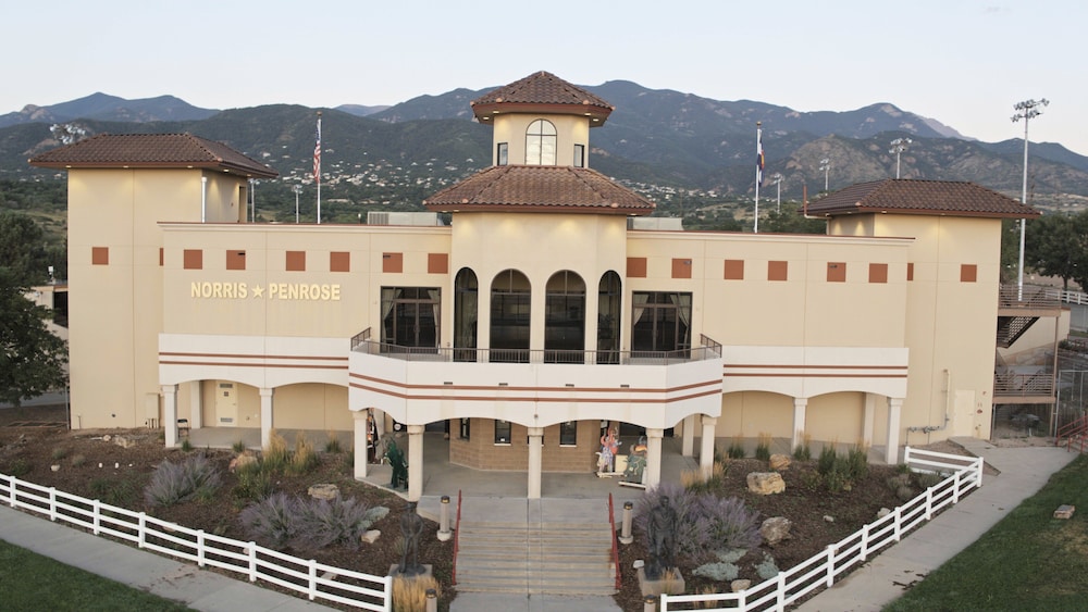 Staybridge Suites Colorado Springs NE Powers by IHG - photo 49