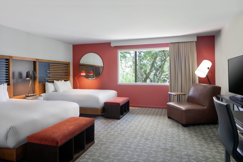 Chaminade Resort & Spa - photo 23