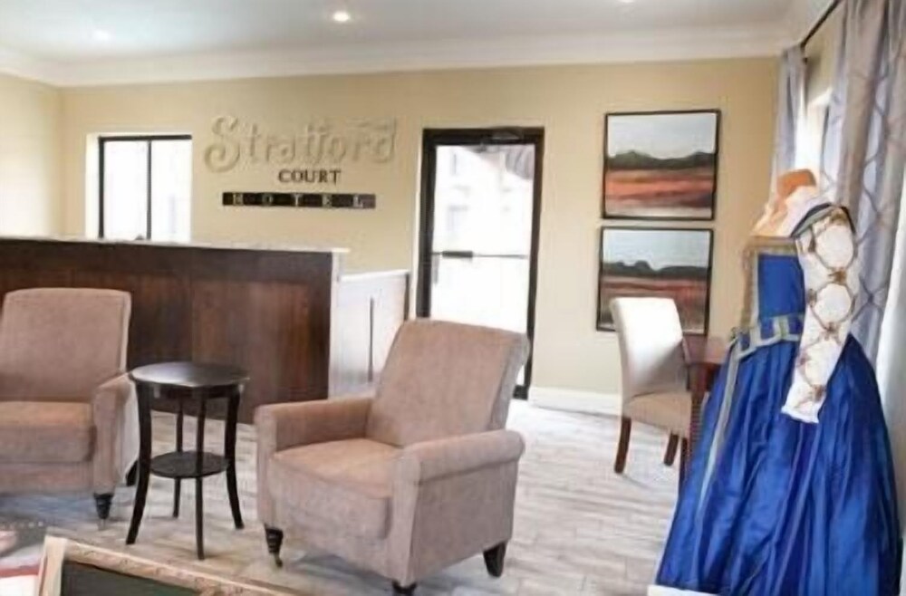 Stratford Court Hotel - photo 5