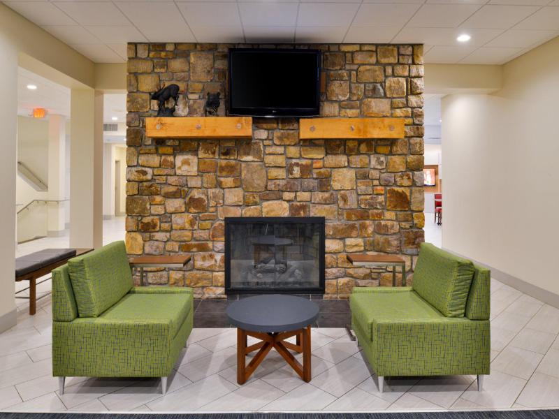 Holiday Inn Express Blowing Rock South by IHG - photo 14