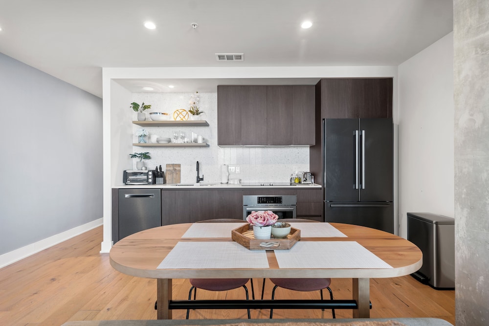Austin Condo Hotel - photo 253