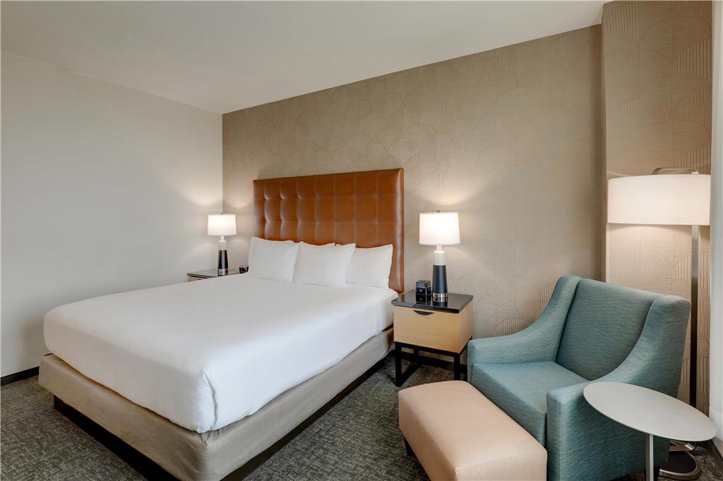Drury Inn & Suites Dayton North - photo 18