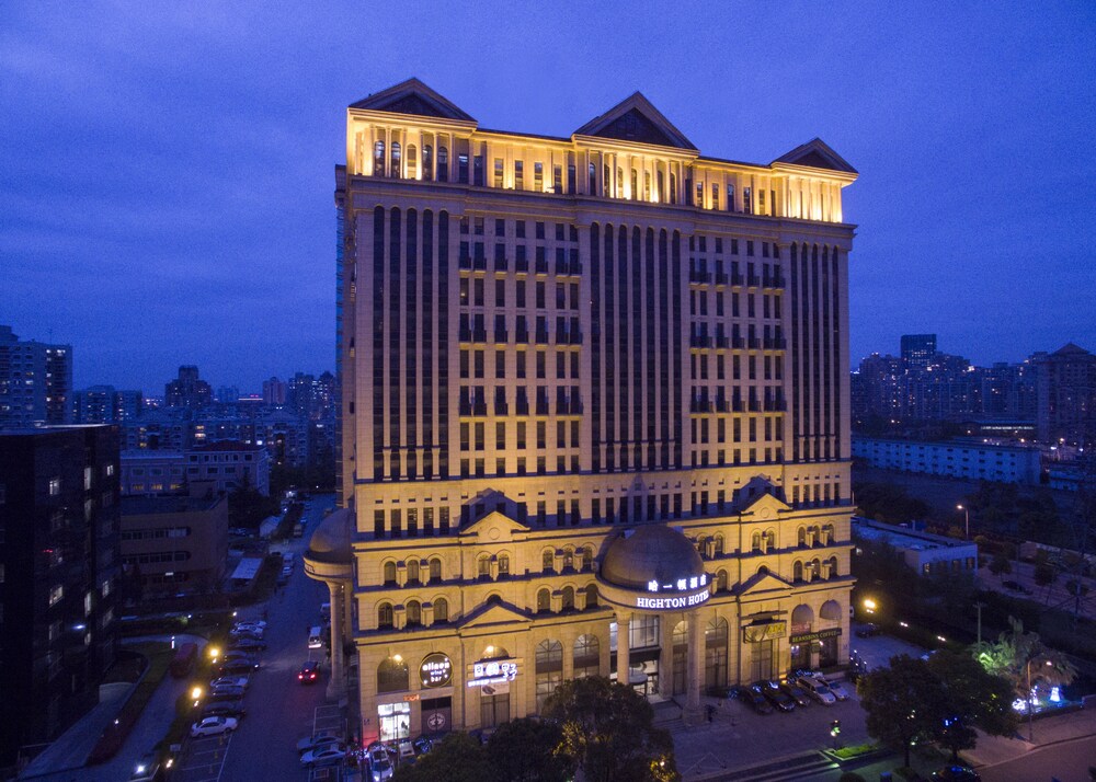 Highton International — 4-Star Luxury Hotel in Shanghai, People's Republic of China