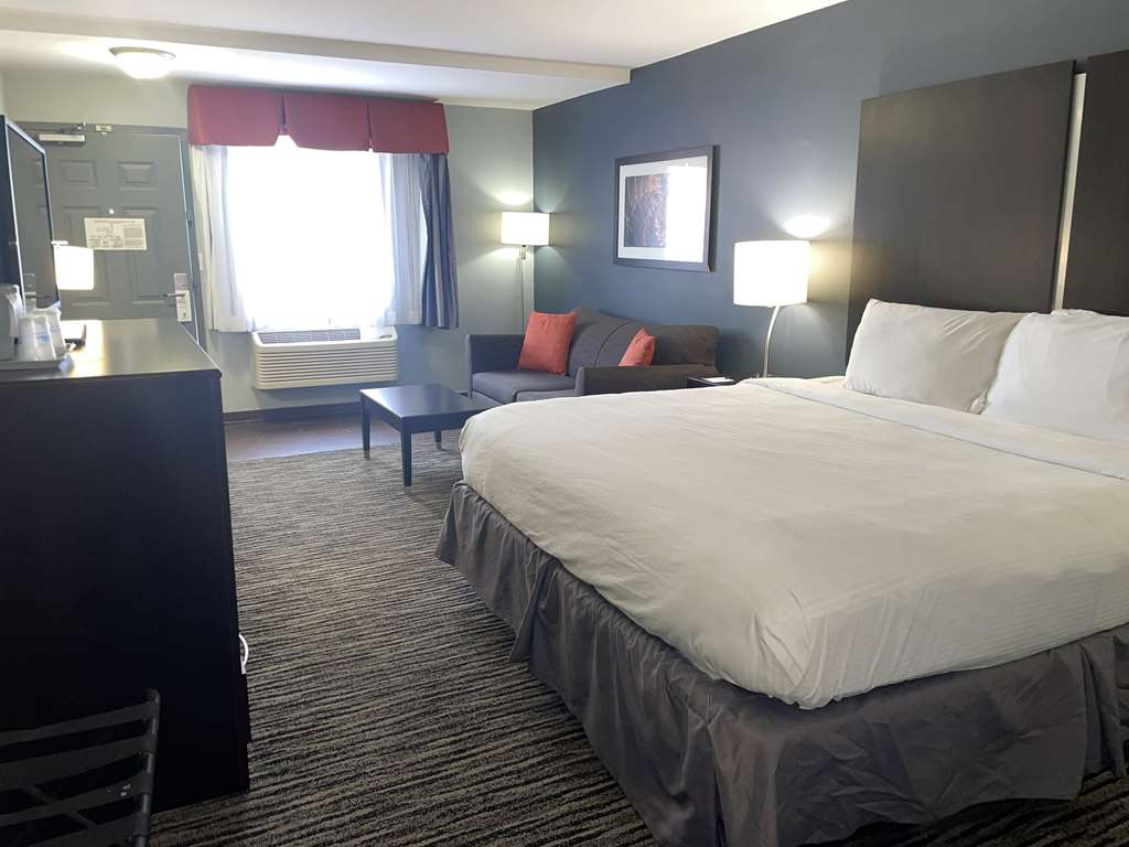 Best Western University Inn At Valparaiso - photo 24
