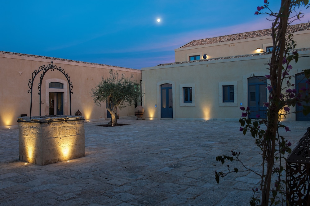 Masseria Della Volpe in Noto, Italy