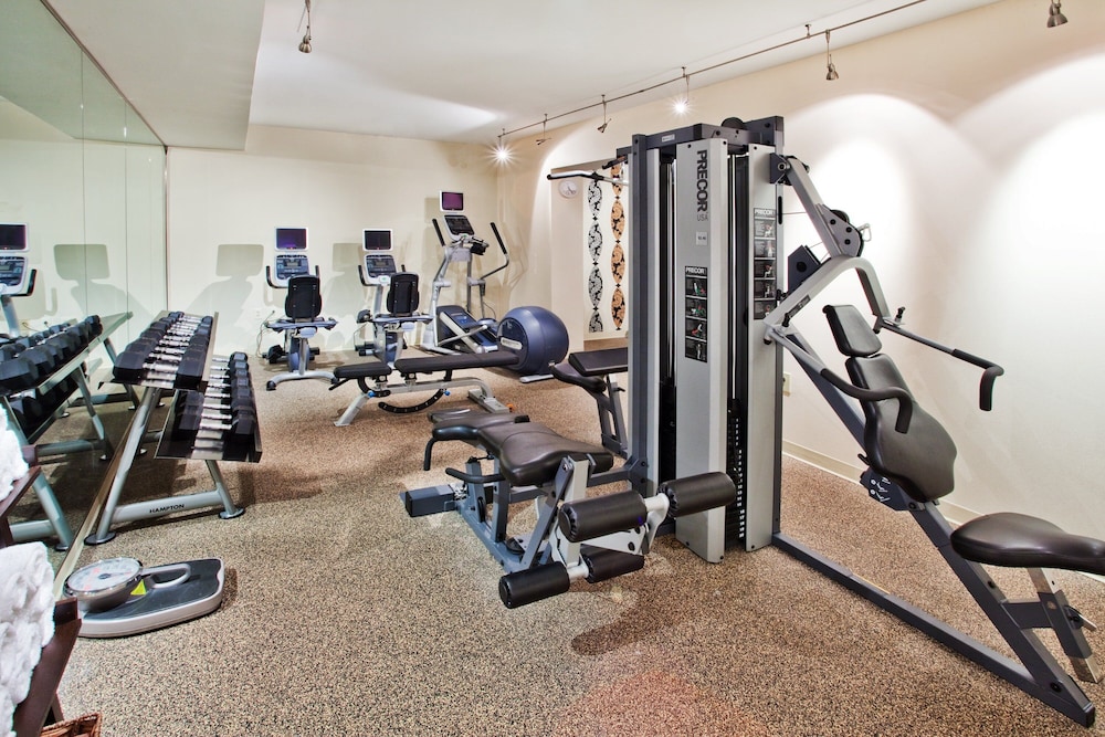 Crowne Plaza Charleston Airport Conv Ctr by IHG - photo 22